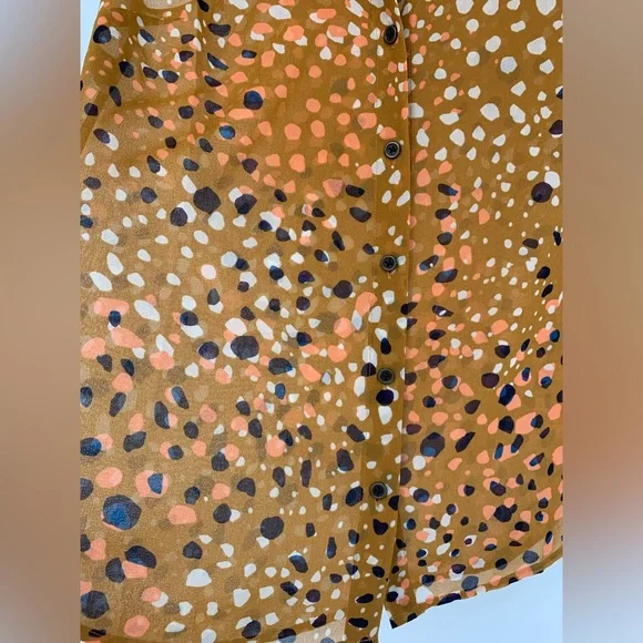 Cabi Cheers Collar Sleeveless Button Down Collared Semi Sheer Ombre Tank Top XS - Picture 2 of 5